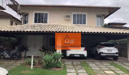 Live vende - Casa com 5 dormitórios à venda, 600 m² por R$ 3.900.000 - Camboinhas - Niterói/RJ
