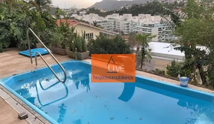 Casa com 4 dormitórios à venda, 360 m² por R$ 2.200.000,00 - Camboinhas - Niterói/RJ