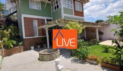 Casa com 3 dormitórios à venda, 201 m² por R$ 760.000,00 - Piratininga - Niterói/RJ