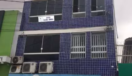 Vende-se prédio comercial no Centro de São Vicente