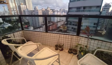 Apartamento de 3 Dormitórios no BOQUEIRÃO com Suíte, Elevador Privativo e 2 Vagas