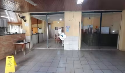 Vende-se imóvel comercial no bairro da Ponta da Praia em Santos!