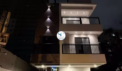 Sobrado triplex com piscina em condomínio para venda em Santos/SP