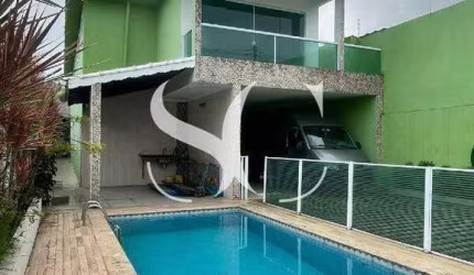 VENDE-SE SOBRADO 3 SUÍTES NO BAIRRO JARDIM VOTURUÁ EM SÃO VICENTE