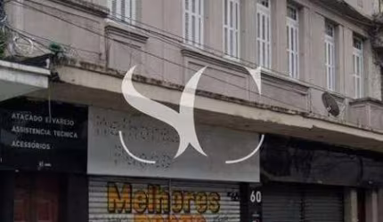 Aluga-se loja ampla no Centro de Santos