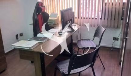Vende-se sala comercial no Centro de Santos