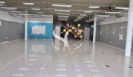 Aluga-se Loja / Salão / Ponto Comercial com 427m² no bairro de Embaré em Santos