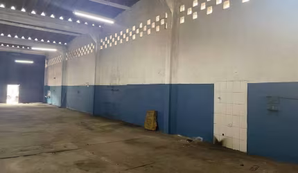 Vende-se Galpão no bairro de Estuário em Santos - Área de 356 m²
