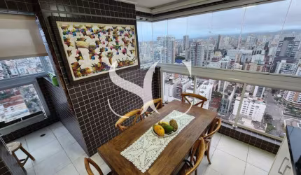Vende-se apartamento Duplex com 03 suítes e Vista para o Mar no bairro de Pompeia em Santos