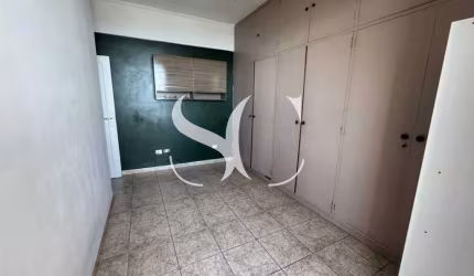 Vende-se apartamento de 02 dormitórios no bairro de Aparecida em Santos