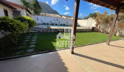 Casa com 2 dormitórios à venda, 227 m² por R$ 650.000,00 - Cajueiros (Itaipuaçu) - Maricá/RJ