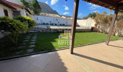 Casa com 2 dormitórios à venda, 227 m² por R$ 650.000,00 - Cajueiros (Itaipuaçu) - Maricá/RJ