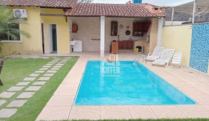 Casa com 3 dormitórios à venda, 120 m² por R$ 700.001,00 - Centro - Maricá/RJ