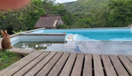 Sítio com 3 quartos à venda, 256000 m² por R$ 950.000 - Papucaia - Cachoeiras de Macacu/RJ