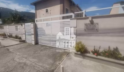 Apartamento com 2 dormitórios à venda, 68 m² por R$ 280.000,00 - Barroco (Itaipuaçu) - Maricá/RJ