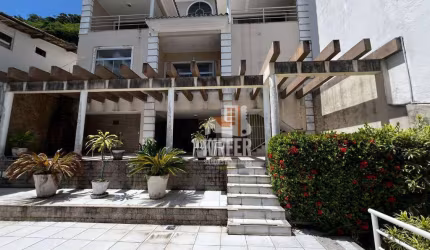 Casa com 4 quartos à venda, 440 m² por R$ 1.500.000 - São Francisco - Niterói/RJ