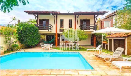 Casa com 3 quartos à venda, 460 m² por R$ 2.950.000 - Camboinhas - Niterói/RJ