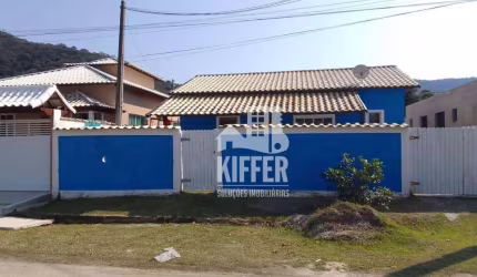 Casa com 2 quartos para alugar, 80 m² por R$ 2.498/mês - Jaconé (Ponta Negra) - Maricá/RJ