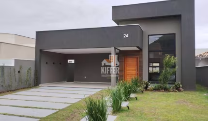Casa com 3 dormitórios para alugar, 162 m² por R$ 7.255,00/mês - Cajueiros - Maricá/RJ
