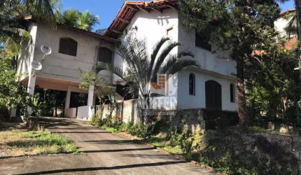 Casa com 4 quartos  à venda, 300 m² por R$ 800.000 - São Lourenço - Niterói/RJ