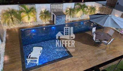 Casa com 4 dormitórios à venda, 290 m² no Alphaville