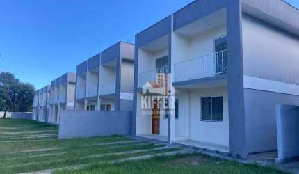 Apartamento com 2 dormitórios à venda, 72 m² por R$ 310.000,00 - Itapeba - Maricá/RJ