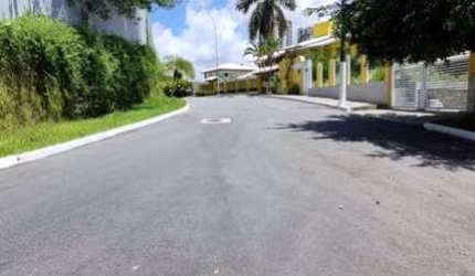 LOTE EM CONDOMINIO | 830m2 | PATAMARES | COLINA B1