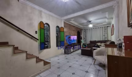 Sobrado em Guaianazes/SP; 3 quartos (1 suíte); 2 vagas