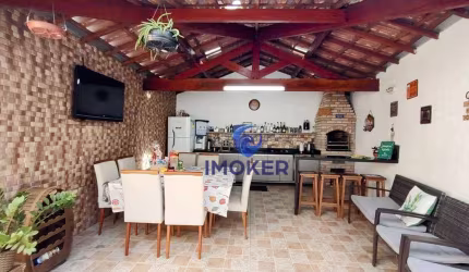 Apartamento térreo no bairro Jardim Camila, Mogi das Cruzes/SP; 3 dormitórios (2 suítes); 2 vagas cobertas.