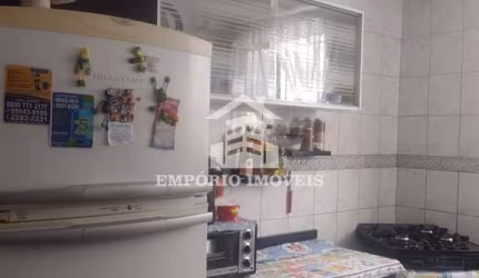 VENDE-SE APARTAMENTO DOIS DORMITÓRIOS  CIDADE TIRADENTES