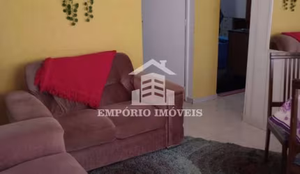 Apartamento Reformado com 02 dormitórios e vaga na Zona Sul