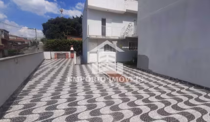 Vende-se um sobrado em condominio fechado no de C$ de 220,000,00