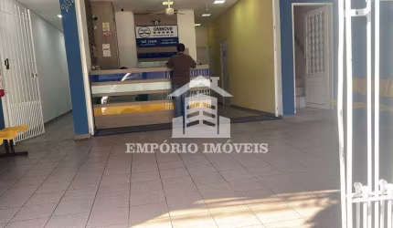 VENDE SE UM SOBRADO COMERCIAL, COM FATURAMENTO DE 10.000,00 DE AO MÊS