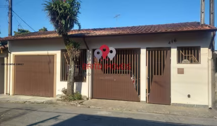 Casa para Venda em Mogi das Cruzes, Vila Suissa, 4 dormitórios, 2 suítes, 2 banheiros, 5 vagas