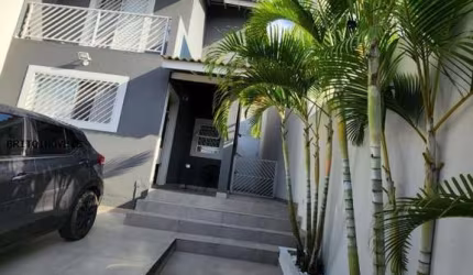 Sobrado para Venda em Mogi das Cruzes, Mogi Moderno, 3 dormitórios, 1 suíte, 2 banheiros, 2 vagas