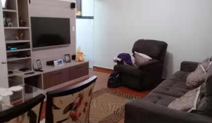 Casa para Venda em Poá, Jardim Nova Poá, 3 dormitórios, 2 banheiros, 3 vagas