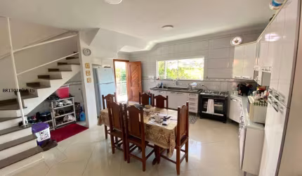 Sobrado para Venda em Mogi das Cruzes, Residencial Novo Horizonte I, 3 dormitórios, 1 suíte, 4 banheiros, 8 vagas
