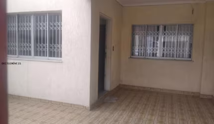 Casa para Venda em Mogi das Cruzes, Centro, 4 dormitórios, 1 suíte, 3 banheiros, 1 vaga