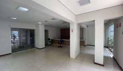 Imóvel Comercial para Alugar, 475 m²  | 10 vagas | 10 salas | 6 banheiros - Av pacaembu - SP