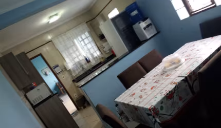 Lindíssimo Sobrado com sacada suite 3 quartos