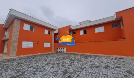 Casa de Condomínio à Venda em Bertioga-SP, Centro: 2 Quartos, 1 Suíte, 2 Banheiros, 1 Vaga de Garagem - 54m² de Área