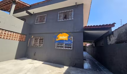 Imperdível! Casa à venda em Bertioga-SP, bairro Rio da Praia, 3 quartos, 1 suíte, 2 salas, 2 banheiros, 3 vagas, 356,61m².