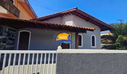 Casa térrea à venda em Bertioga-SP, bairro Vista Linda, com 2 quartos, 1 sala, 1 banheiro, 2 vagas, 97,59 m² de área construída.