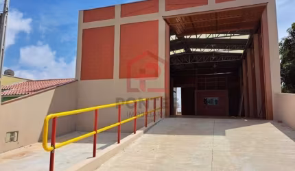 Barracão / Galpão / Depósito para alugar no Park Residencial Convívio, Botucatu  por R$ 3.500