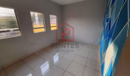 Casa com 2 quartos à venda na Vila São Luiz, Botucatu , 135 m2 por R$ 220.000