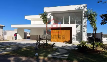Casa em condomínio fechado com 3 quartos à venda no Sociedade Hípica de Botucatu, Botucatu , 352 m2 por R$ 2.500.000