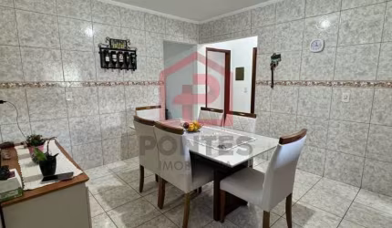 Casa com 3 quartos à venda na Vila Paulista, Botucatu , 160 m2 por R$ 390.000