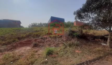 Terreno à venda no Residencial Plaza Martin, Botucatu  por R$ 90.000