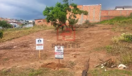 Terreno à venda no Residencial Lívia, Botucatu  por R$ 98.000