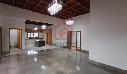 Casa com 4 quartos à venda no Jardim Regina, Botucatu , 270 m2 por R$ 1.650.000